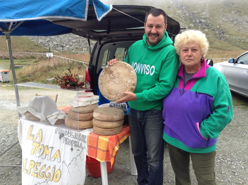 La storia di Salvini che vota per tenere 40mila profughi in Italia article-post