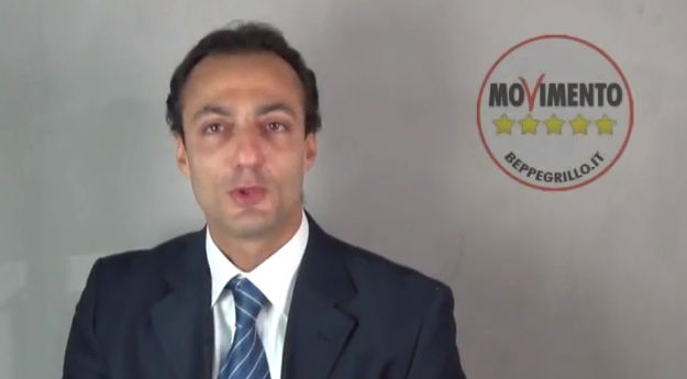 La soluzione del M5S per i campi rom a Roma: sgomberi e case popolari article-post