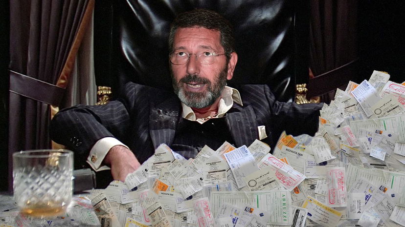 Marino ritira le dimissioni e va alla guerra con il PD article-post