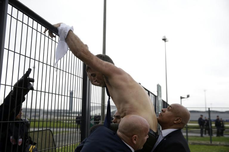 Perform 2020: cosa c'è dietro l'aggressione al manager di Air France article-post