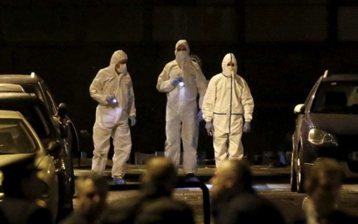 La bomba che esplode ad Atene article-post