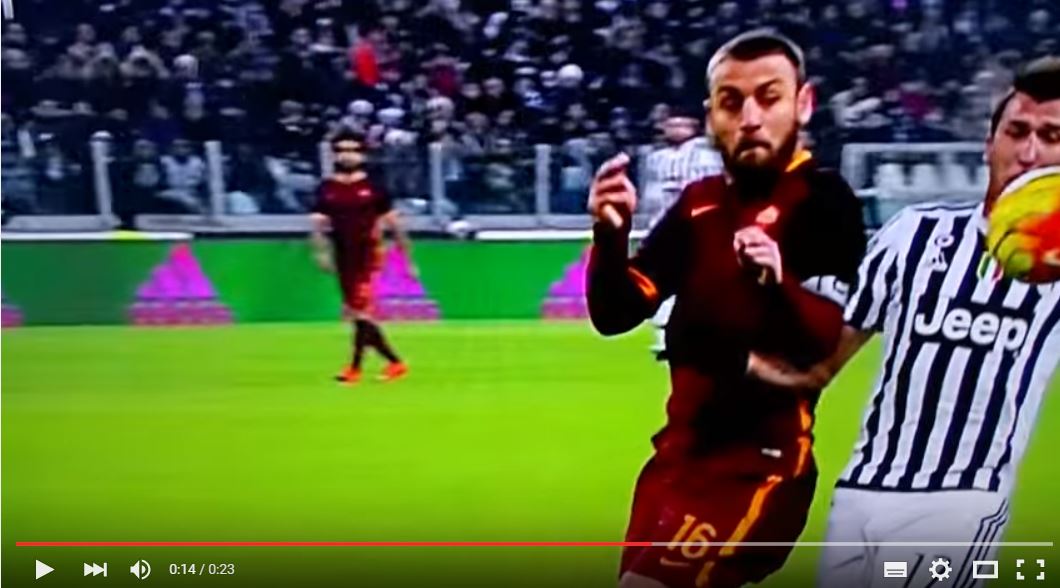 Gli insulti di De Rossi a Mandzukic article-post