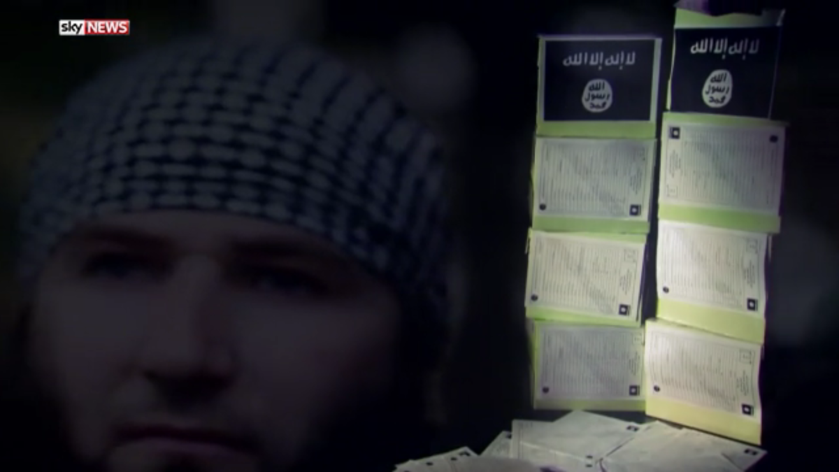 Il pentito dell'ISIS che consegna la lista dei jihadisti article-post