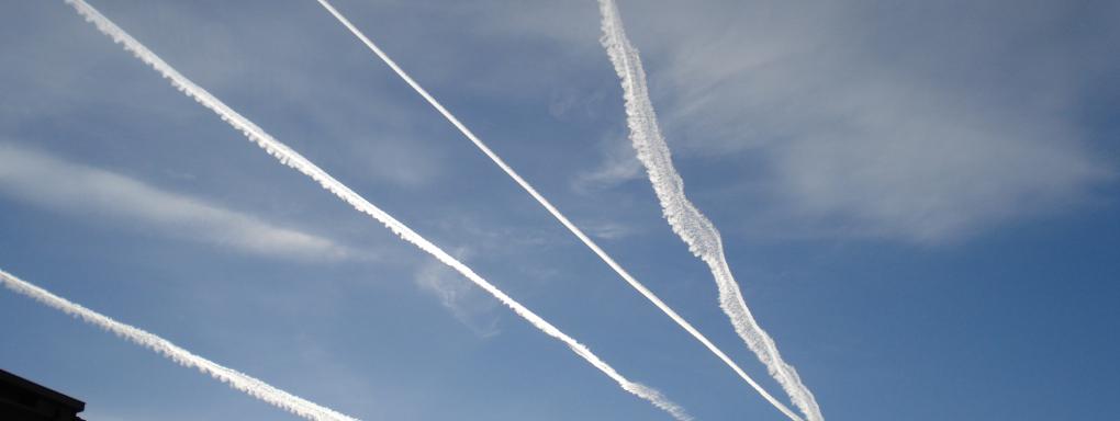 Le scie chimiche a Perugia diventano un caso (umano) article-post