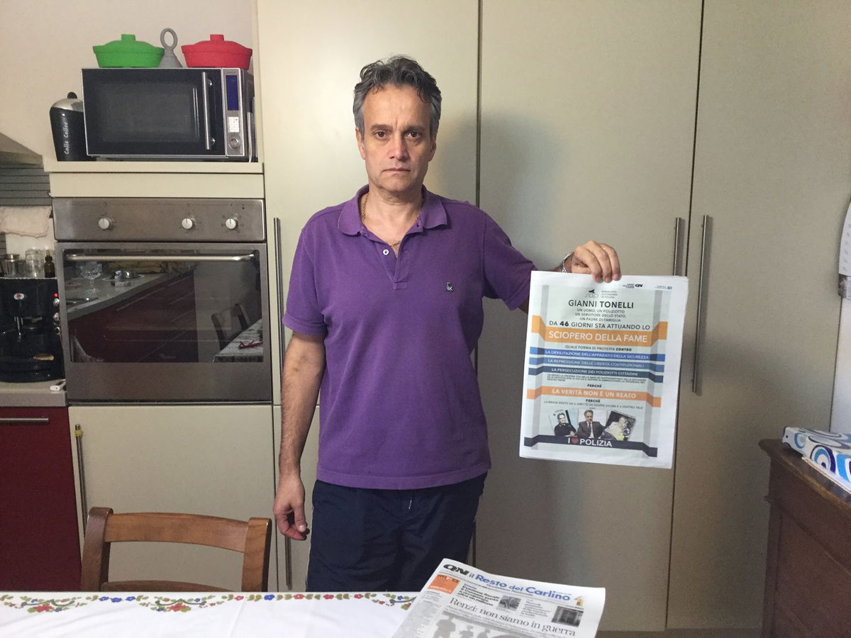 Così il M5S difende un poliziotto accusato di falso article-post