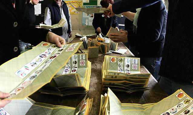 referendum riforme voto italiani estero