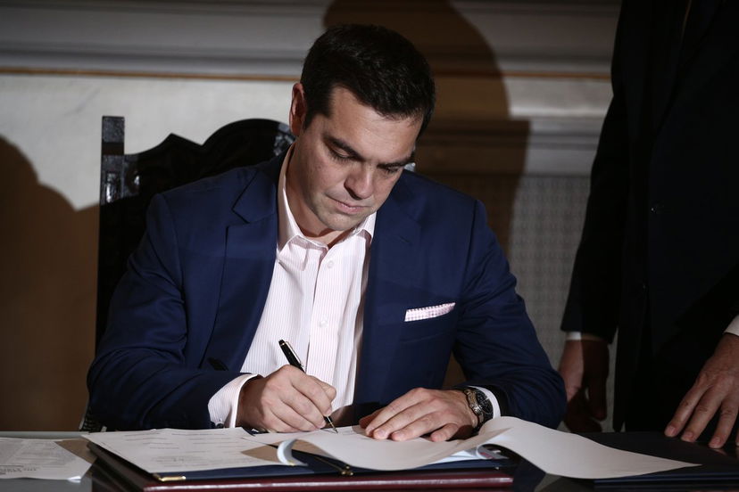 La vera storia del rimpasto di Tsipras article-post
