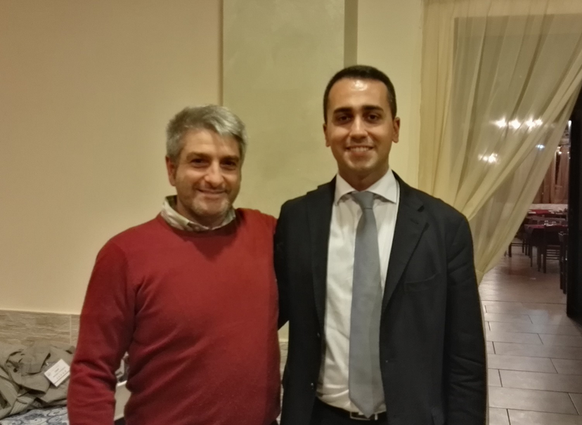 Cosa c'è dietro la foto di Di Maio con il fratello del boss a Cesa article-post