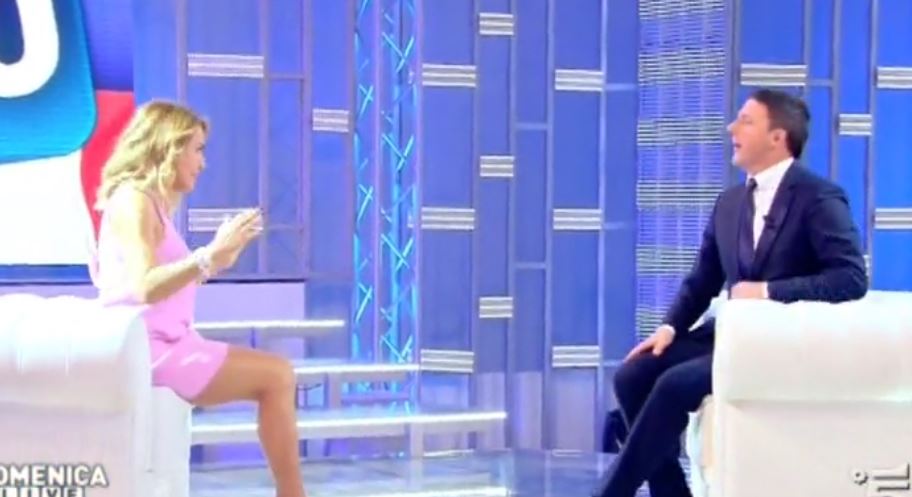 Matteo Renzi presenta Gigi D'Alessio article-post
