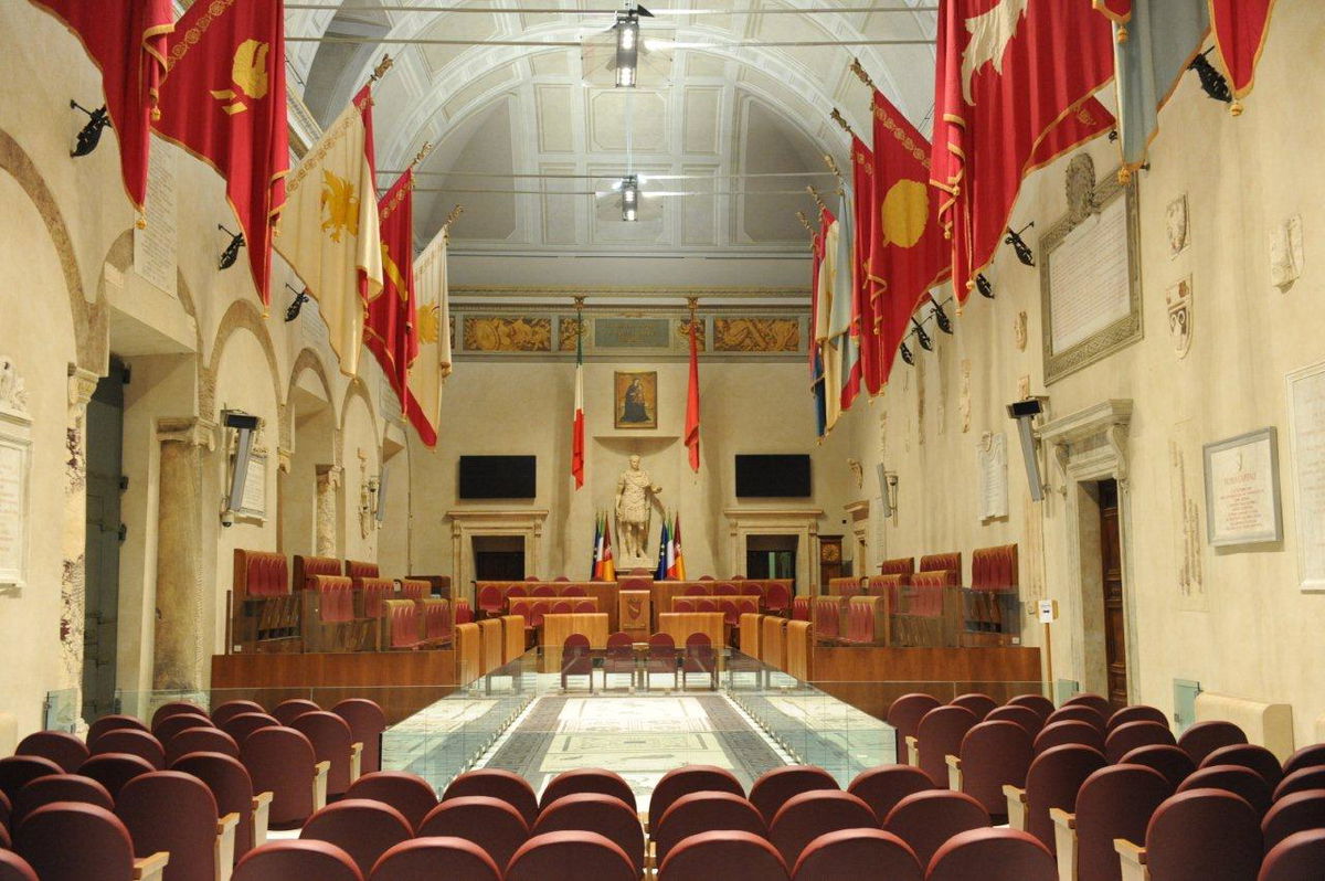 La scomparsa dei 5 Stelle dall'Aula Capitolina article-post