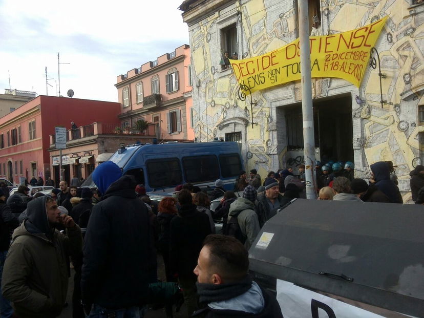 Lo sgombero del centro sociale Alexis in via Ostiense article-post