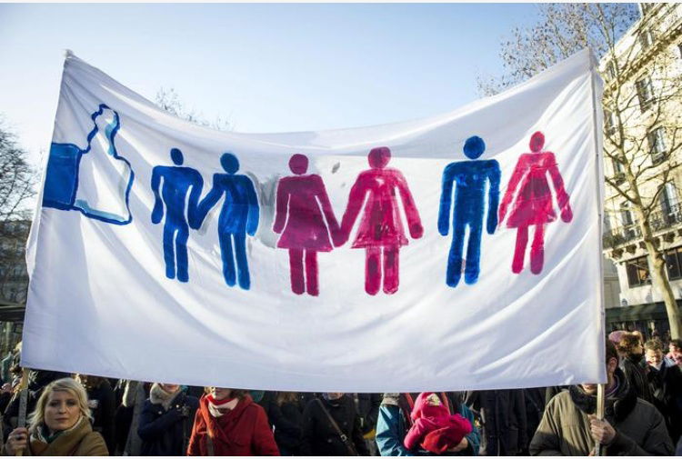La stepchild adoption per due mamme romane article-post