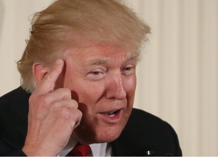 Trump: come funziona l'impeachment article-post