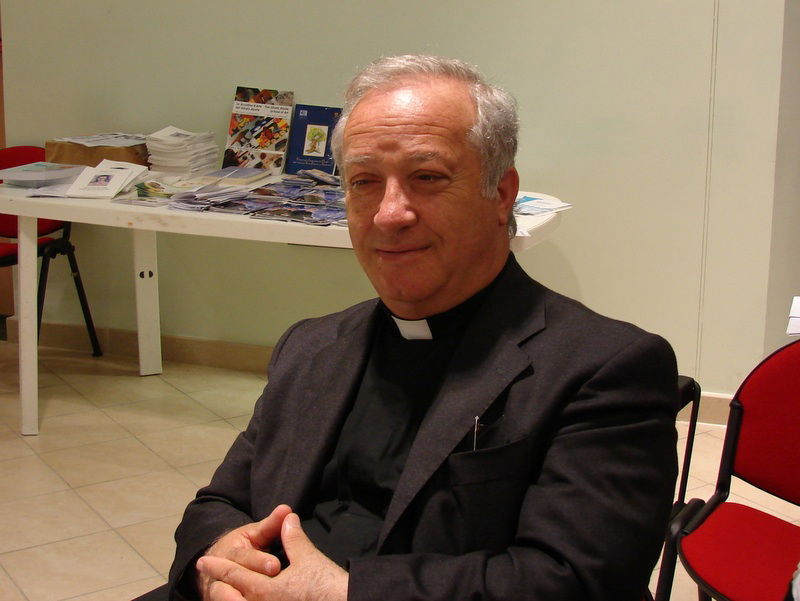 Don Edoardo Scordio: chi è il parroco arrestato per il CARA di Isola Capo Rizzuto article-post