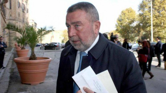 Cosa succede a Trapani dopo il «ritiro» di Fazio article-post