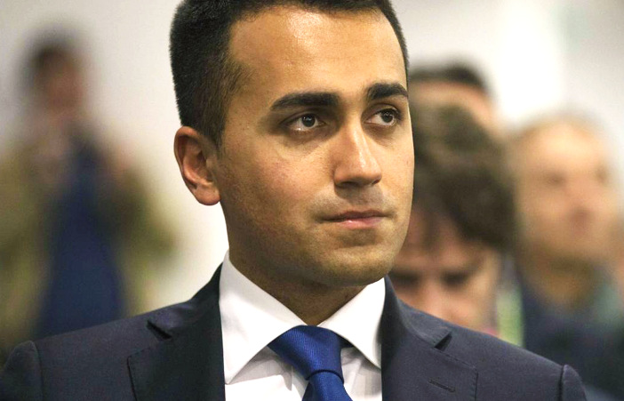 Perché Luigi Di Maio ce l'ha con le ONG che salvano i migranti? article-post