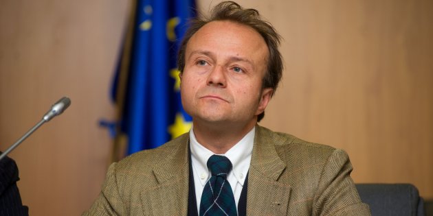 Henry John Woodcock indagato per violazione del segreto d'ufficio article-post