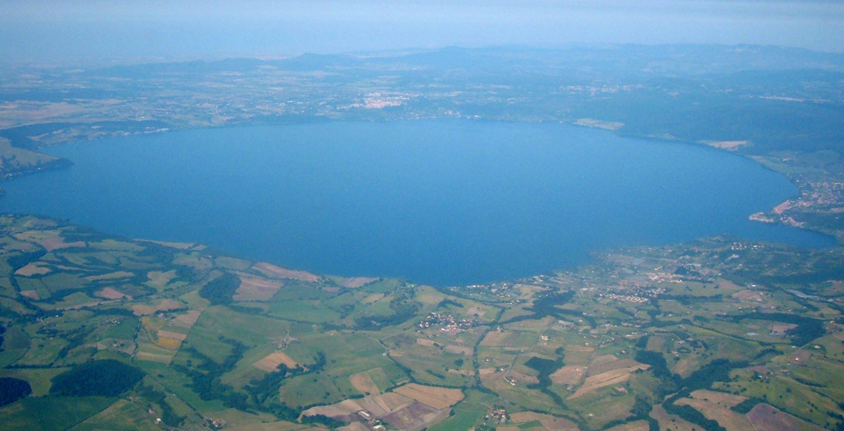 Il lago di Bracciano e l'acqua che sta finendo a Roma article-post