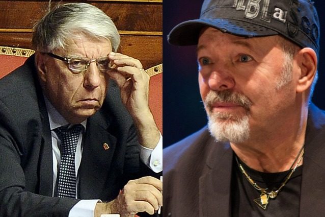 Carlo Giovanardi gliele canta a Vasco Rossi article-post