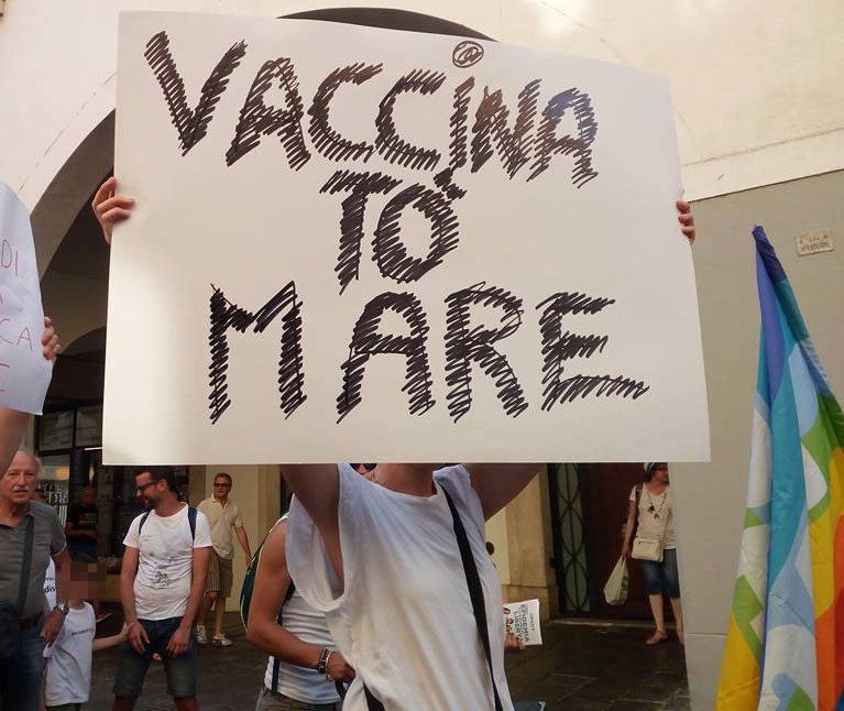 Come hanno preso gli antivaccinisti le modifiche al decreto vaccini article-post