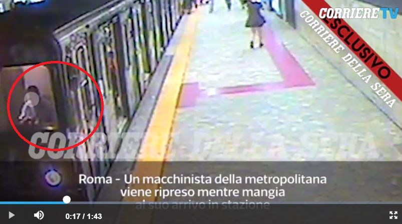 video donna trascinata metro macchinista 2