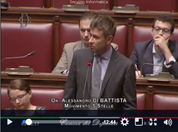 La rissa verbale tra Laura Boldrini e Alessandro Di Battista article-post