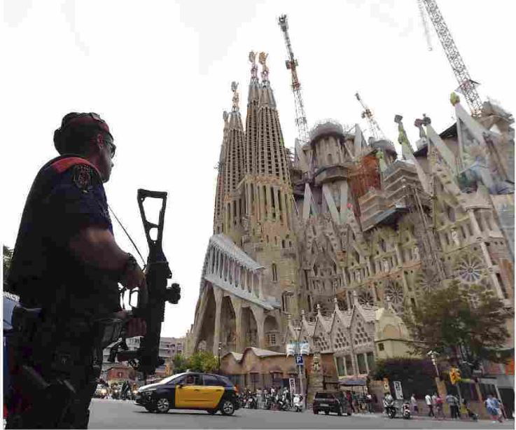 La ricostruzione dell'attentato a Barcellona article-post