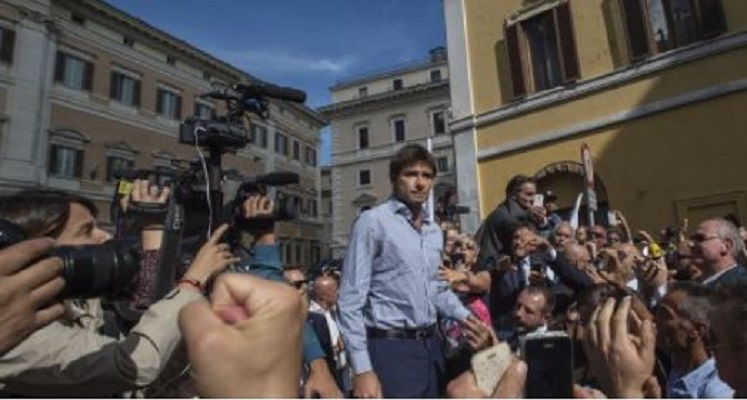 La piazzata (sbagliata) di Alessandro Di Battista article-post