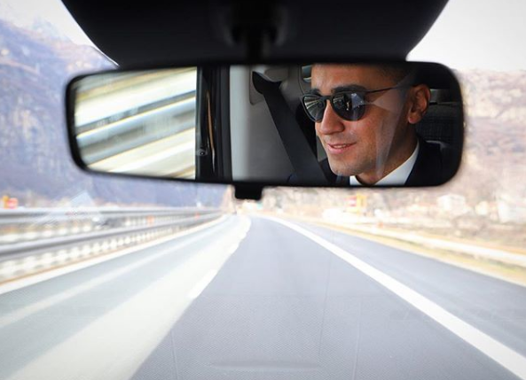 Il cortocircuito a 5 Stelle su Luigi Di Maio in Mercedes article-post