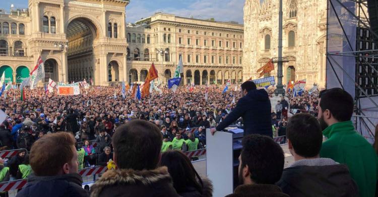 salvini giura sulla costituzione