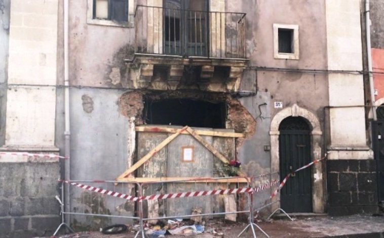 La storia della motosega che ha causato l’esplosione a Catania article-post