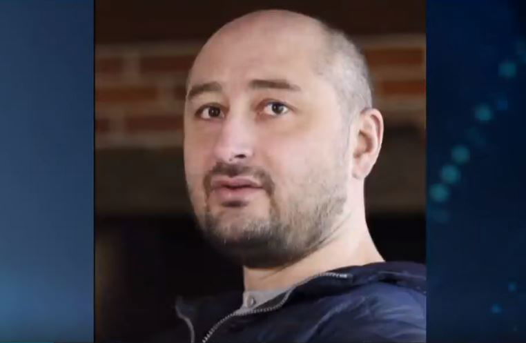Arkady Babchenko è vivo, la sua morte era una messa in scena article-post