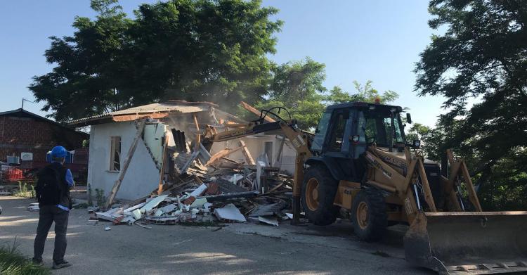 casa sinti demolita salvini 1