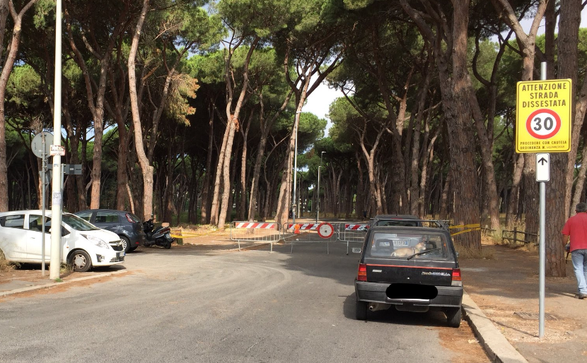 La fantastica soluzione del M5S al problema delle buche di Roma article-post