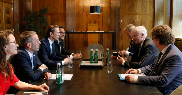 seehofer migranti italia grecia movimenti secondari - 3