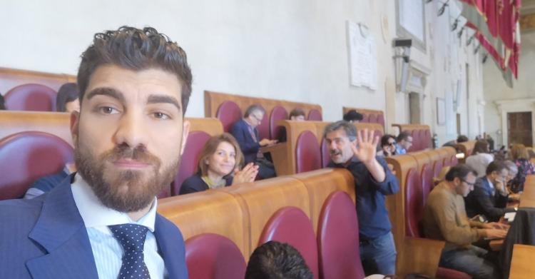 enrico stefano bando rimozione auto