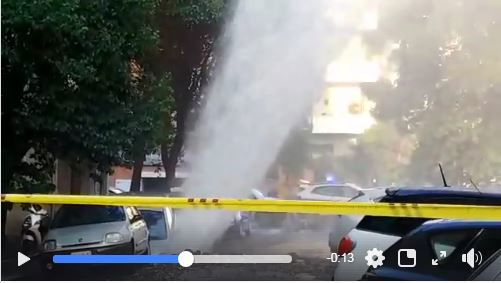 Altro che spiaggia sul Tevere: a Monteverde c’è il geyser preview