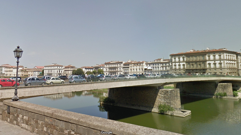 L’uomo senza mascherina che morde il dito al vigile che lo ha fermato article-post