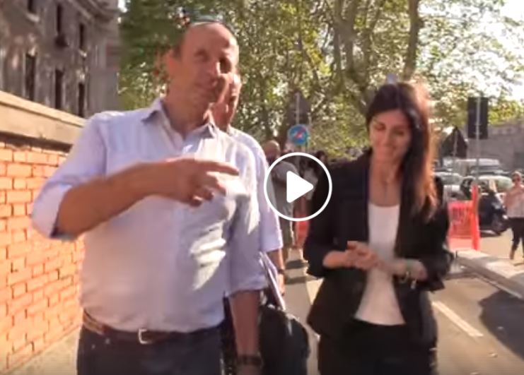 «Pulite le strade ‘ché passa la sindaca» article-post
