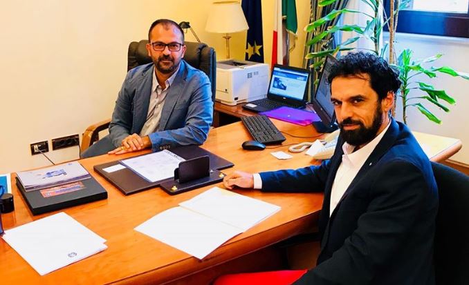 article-post