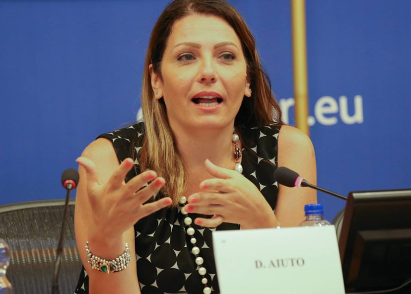 L’improvvisa scoperta dell’europarlamentare: nel M5S non c’è democrazia article-post
