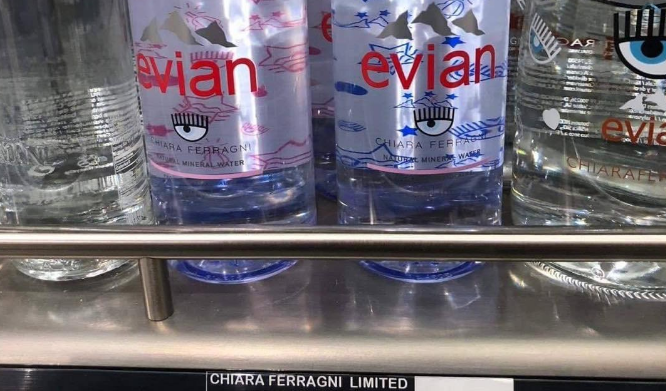 evian ferragni 8 euro - 1