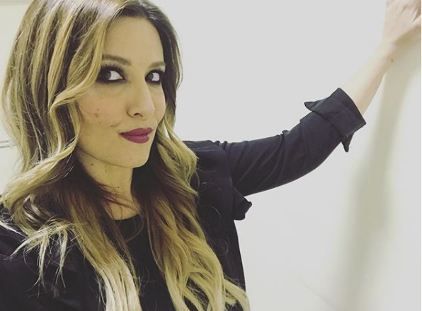 Il post di Selvaggia Lucarelli su Giorgia Meloni e la rivolta dei fan: “È body-shaming” article-post