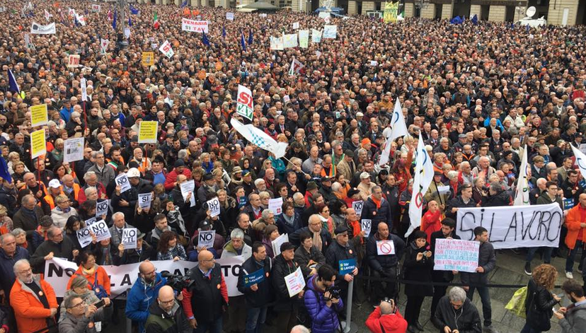 I messaggi “segreti” di Salvini ai leghisti sulla TAV: «State zitti» preview