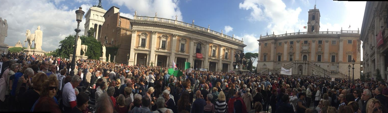 manifestazione pro raggi campidoglio numeri - 1