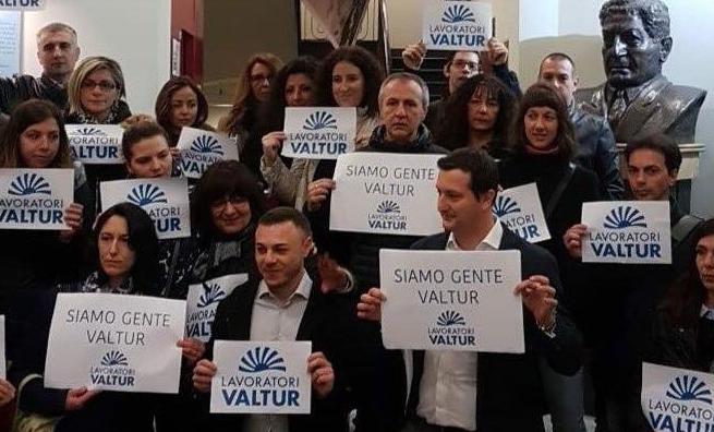 Come Di Maio se ne sta fregando dei lavoratori Valtur licenziati article-post