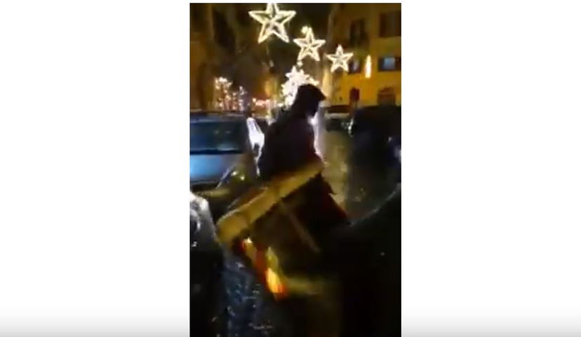 Il video del carabiniere aggredito a Trastevere article-post