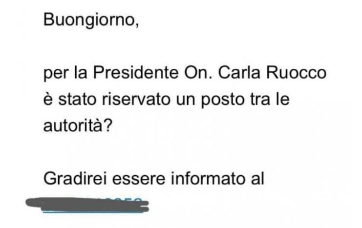 Carla Ruocco e la mail sul posto in prima fila article-post