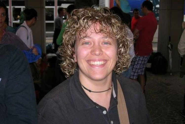 Eva Sacconago: la storia della violenza sessuale con la suora e dell’amore con il prete article-post