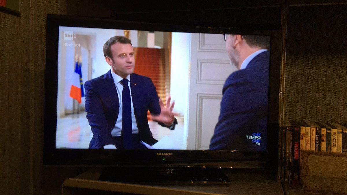 Il viaggio aereo di Fabio Fazio a Parigi per Macron article-post
